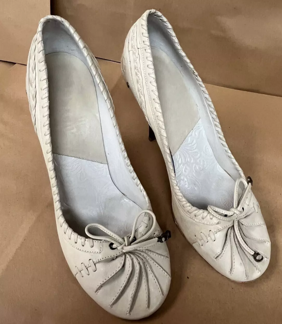 Escarpin Dior cuir os point fouet cuir usiné talon os taille 8,5
