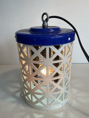Vintage MCM Electronic Insect Killer Bug Zapper Blue White Plastic Lattice 8x6 