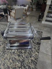 La Nuova Altea hand-crank pasta machine
