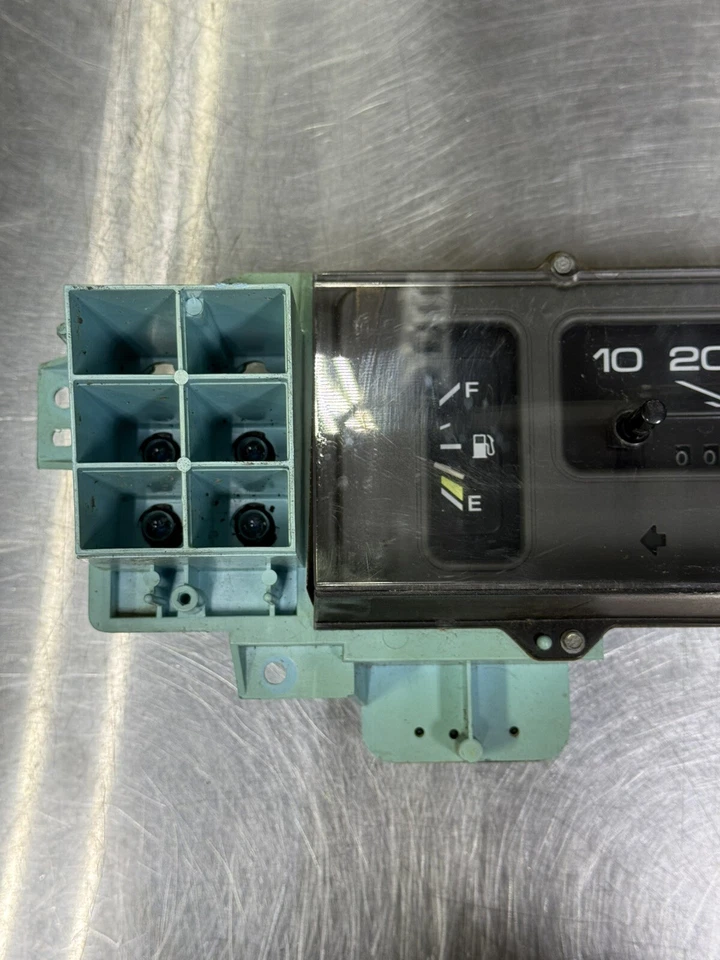 Chevrolet Caprice 1993 velocímetro cuadro de instrumentos 118398 millas usado Foto 3 de 4