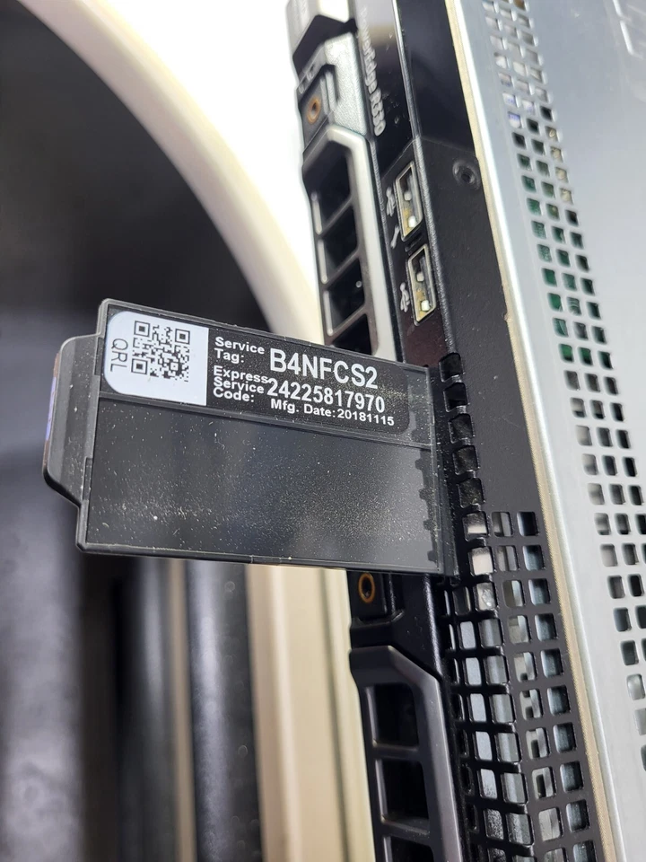 DELL EMC POWEREDGE R330 SERVER WITH FOUR 400GB DRIVES - Image 4 of 4