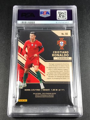 CRISTIANO RONALDO 2019 PANINI GOLD STANDARD #66 GOLD HOLO BASE 