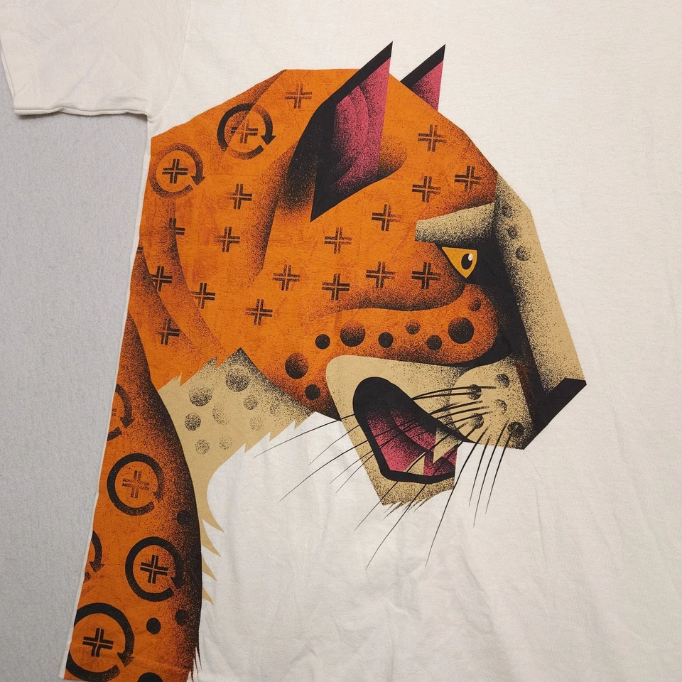 LRG Leopard Graphic Short Sleeve Crew Neck Shirt Mens Size Small S Gray - Image 4 of 4