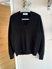 JOHNSTONS OF ELGIN Women's 100% Cashmere V-Neck Jumper in Black, 44", M-L