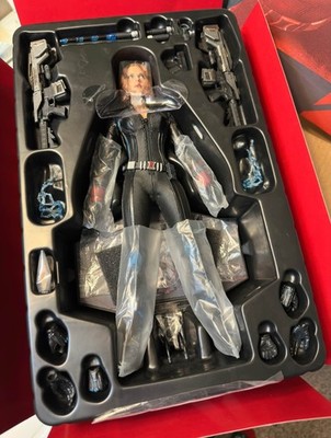 Hot Toys MMS 288 Avengers Age of Ultron Black Widow