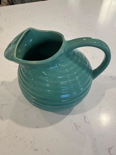 BAUER POTTERY TEAL PITCHER W/ICE CATCHER 7”-GREAT CONDITION