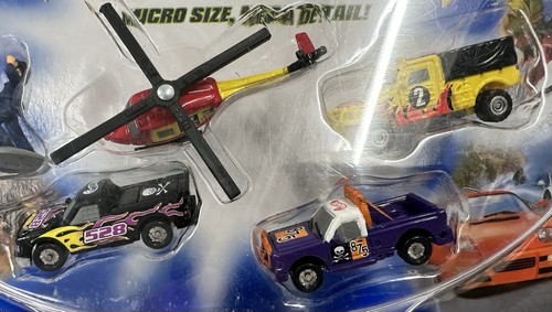 Hot Wheels Desert Dirt Racers Micro Planet Released 1999 - Picture 2 of 8