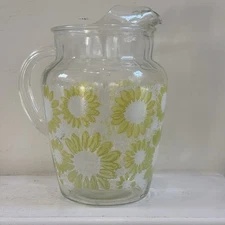 Vintage Anchor Hocking Green Daisy Flower Glass Pitcher Mid Century Modern