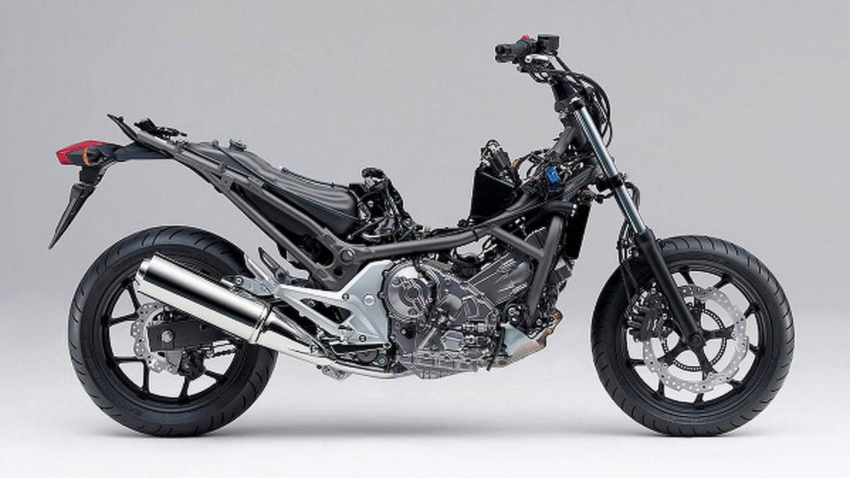 Honda NC700X/XA/XD/S/SA/SD-C Motorcycle 2012-2013 Service