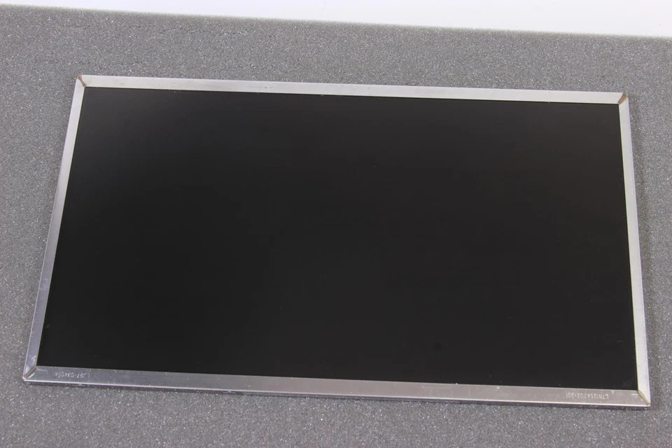 SAMSUNG 12.5" LAPTOP SCREEN LTN125AT02 Grade A USED - Image 2 of 2