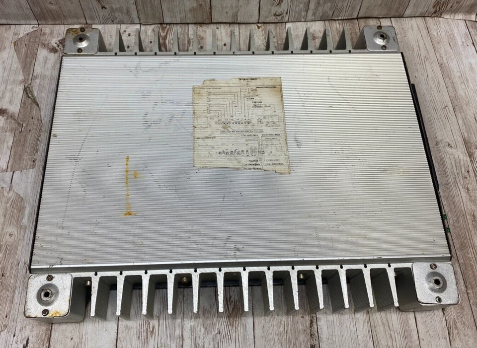 Amplificador American Pro Bass Machine 1000W Modelo US-8844 TAL CUAL Foto 2 de 4