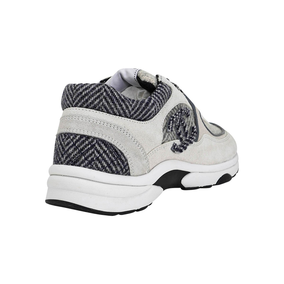 CHANEL スニーカー 37 LIGHT GREY CHANEL Laminated Calfskin Suede CC Sneakers 37 Silver Light