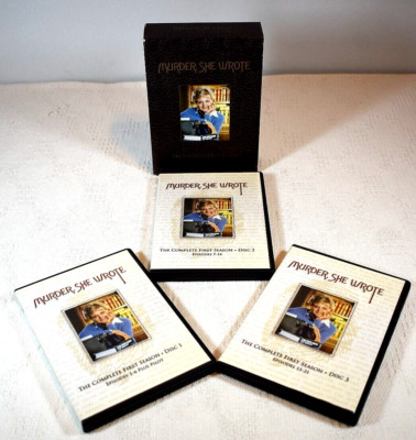 THE COMPLETE FIRST SEASON ''MURDER SHE WROTE'' w/ Angela Lansbury - 3 Disc Box Set