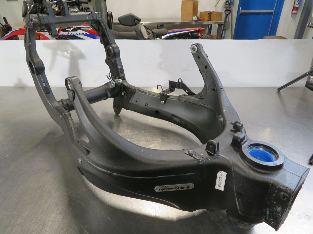 EB1351 2019 19 KAWASAKI NINJA ZX6R 636 FRAME VIN EB1351 2019 19 KAWASAKI NINJA ZX6R 636 FRAME VIN