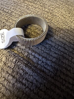 Love This Gold Tone Titanium Steel Woven Mesh Ring In A Size 7