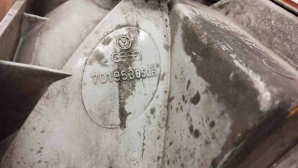 Segnale di svolta anteriore sinistro VW MULTIVAN V 7HM, 7HN, 7HF, 7EF, 7EM, 7EN 32566721 - Immagine 3 di 4