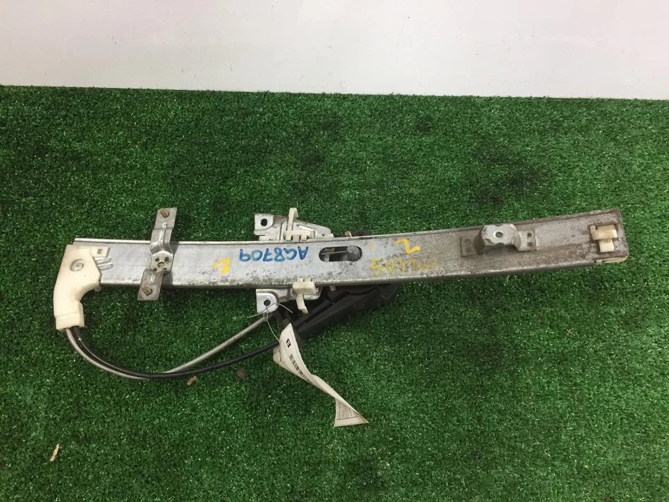 FORD LASER RIGHT FRONT WINDOW REG/MOTOR KE 4DR/5DR/WAG MANUAL 10/87-03/90 87 88 - image 3 of 3