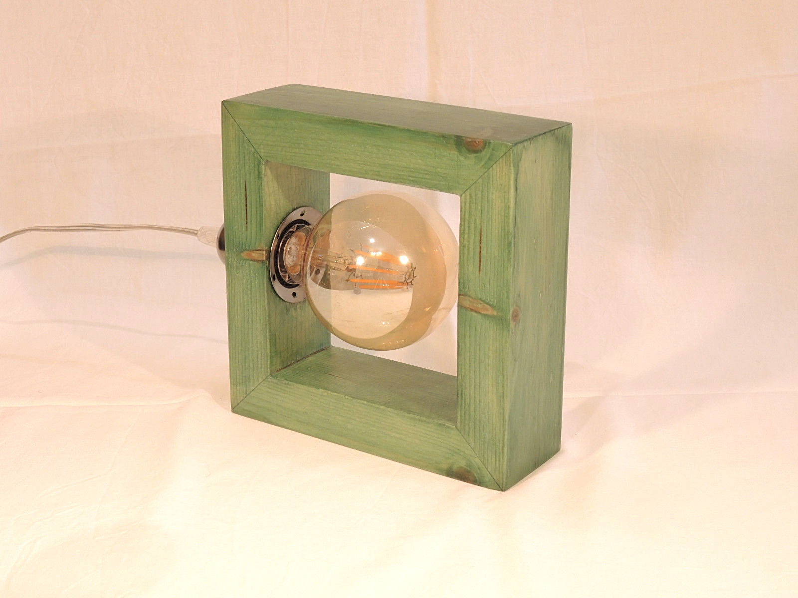 Lampada Edison Industriale Legno Verde - Design Quadrato Handmade - 2