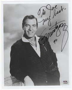 GEORGE MONTGOMERY 8x10 Black & White Photograph PSA/DNA Certified Autograph