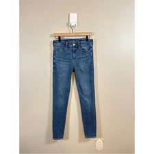 American Eagle • Medium Wash High-Rise Jegging Size 6 Next Level Stretch Jean