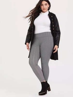 New Torrid Studio Ponte Slim Fix Pixie Pant - Black Herringbone Size 4 (X)