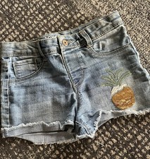 Teens Blue Denim Cut Off Shorts Light Wash 5-Pocket Button Closure Size 8