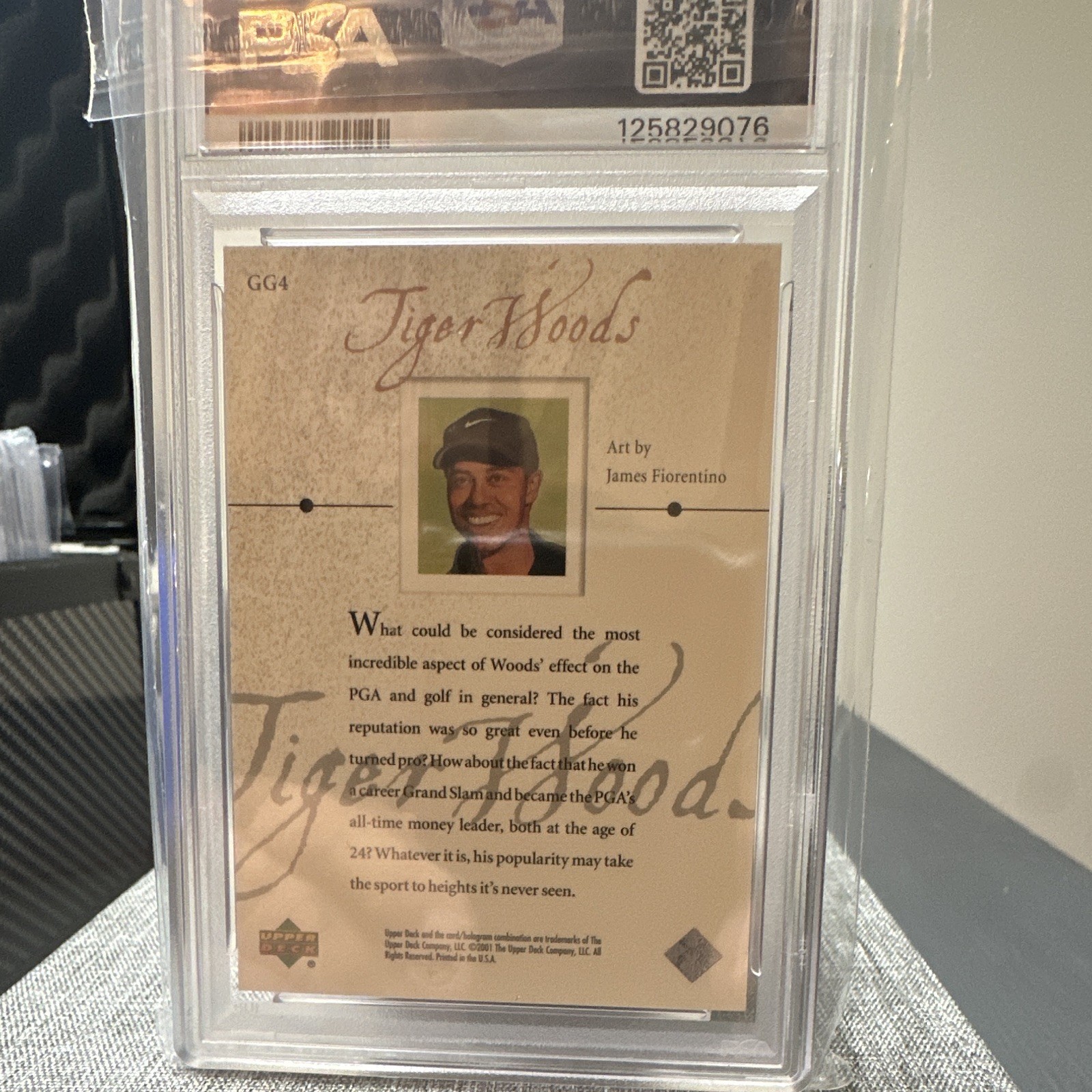 Upper Deck 2001 Golf Gallery Tiger Woods RC Rookie Insert #GG4 PSA 9 view 2