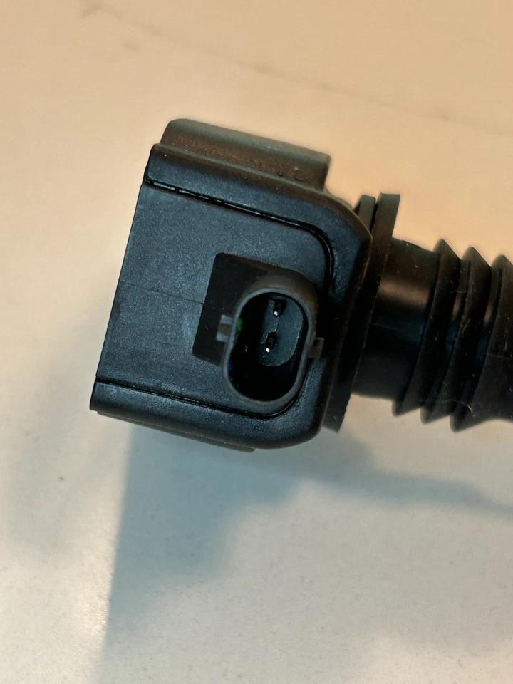 Paquetes de bobinas Jeep Mopar 3,6 L bobina en bujía + bujías Bosch Foto 2 de 4