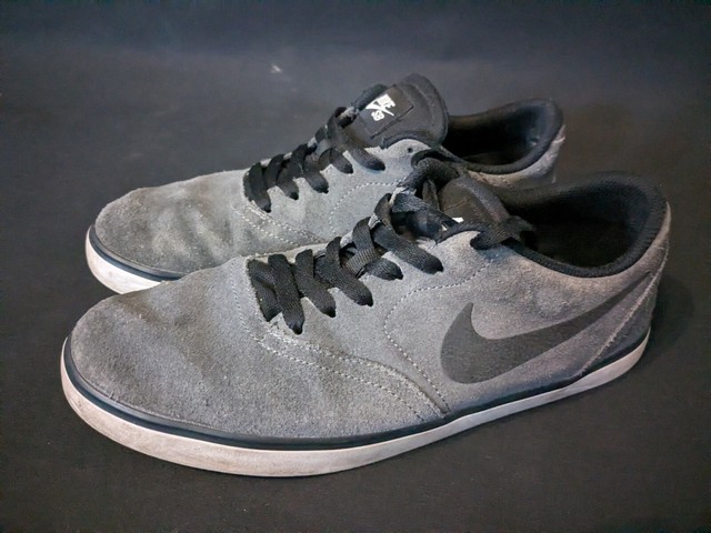 EU Größe 41 - Nike SB Check Solar Gray - 843895402 EU Größe 41 - Nike SB Check Solar Gray - 843895402
