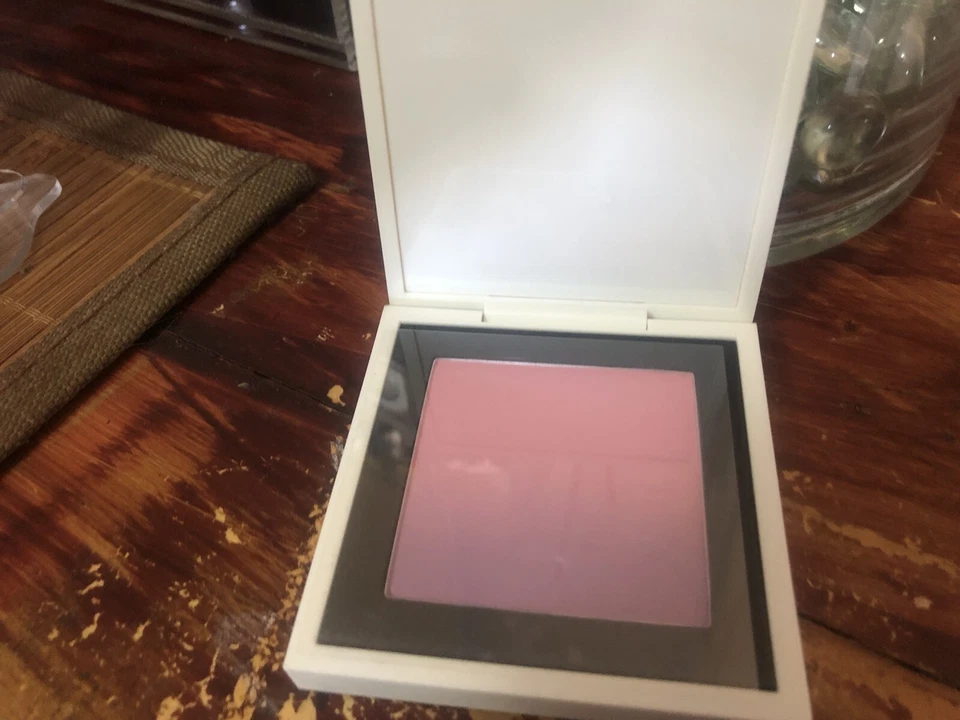 NIB M·A·C Toledo Azalea Blossom Ombre Blush – Limited Edition – New In Box - Image 4 of 4