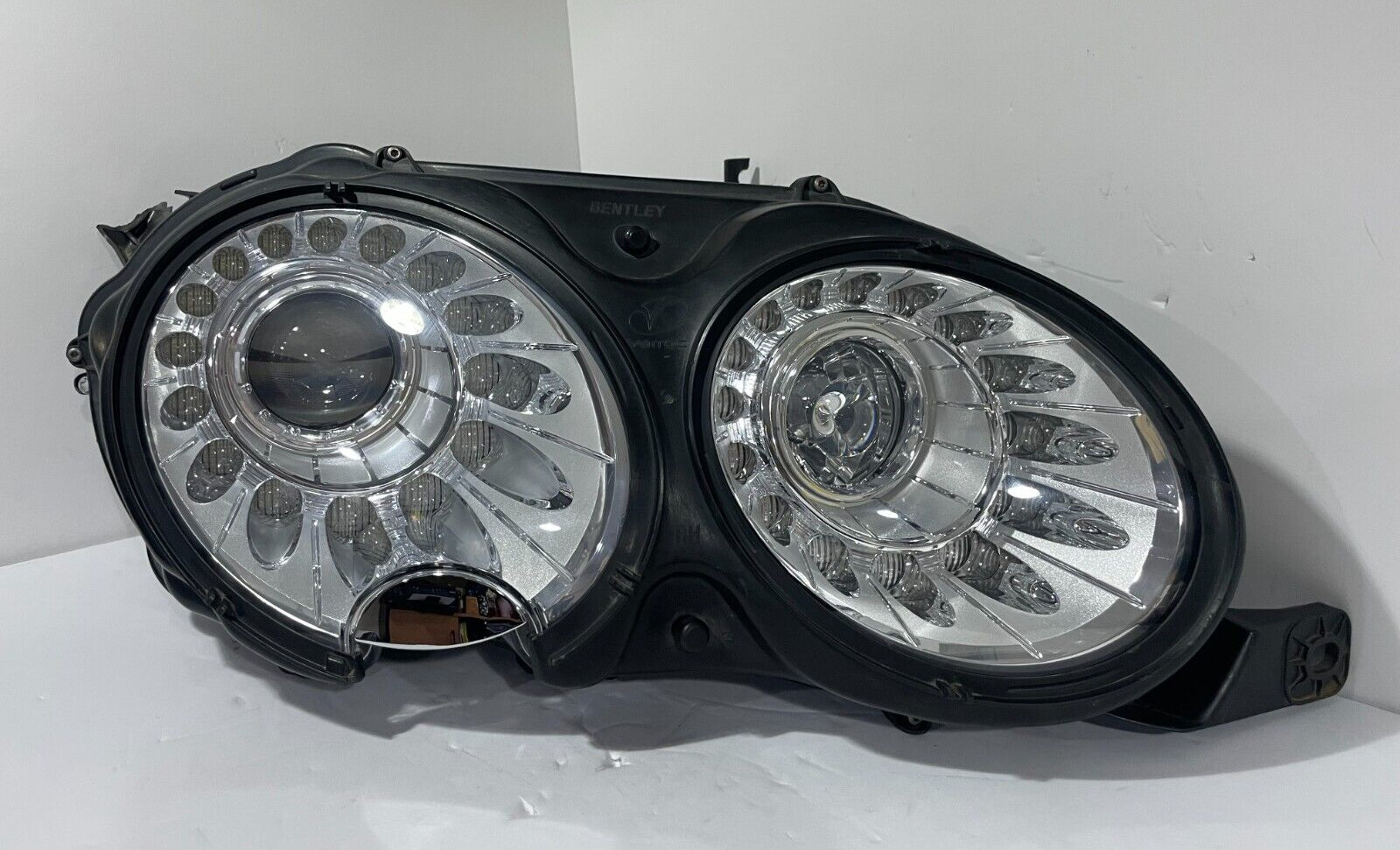 2014 - 2018 BENTLEY FLYING SPUR RIGHT XENON HEADLIGHT COMPLETE 4W1.941.016.E OEM