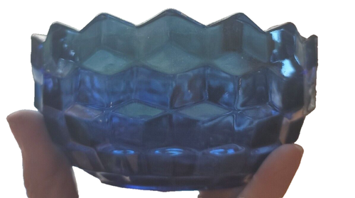 Vintage Cobalt Blue Art Glass Candy/trinket dish /Tulip votive holder Decorative - Picture 7 of 10
