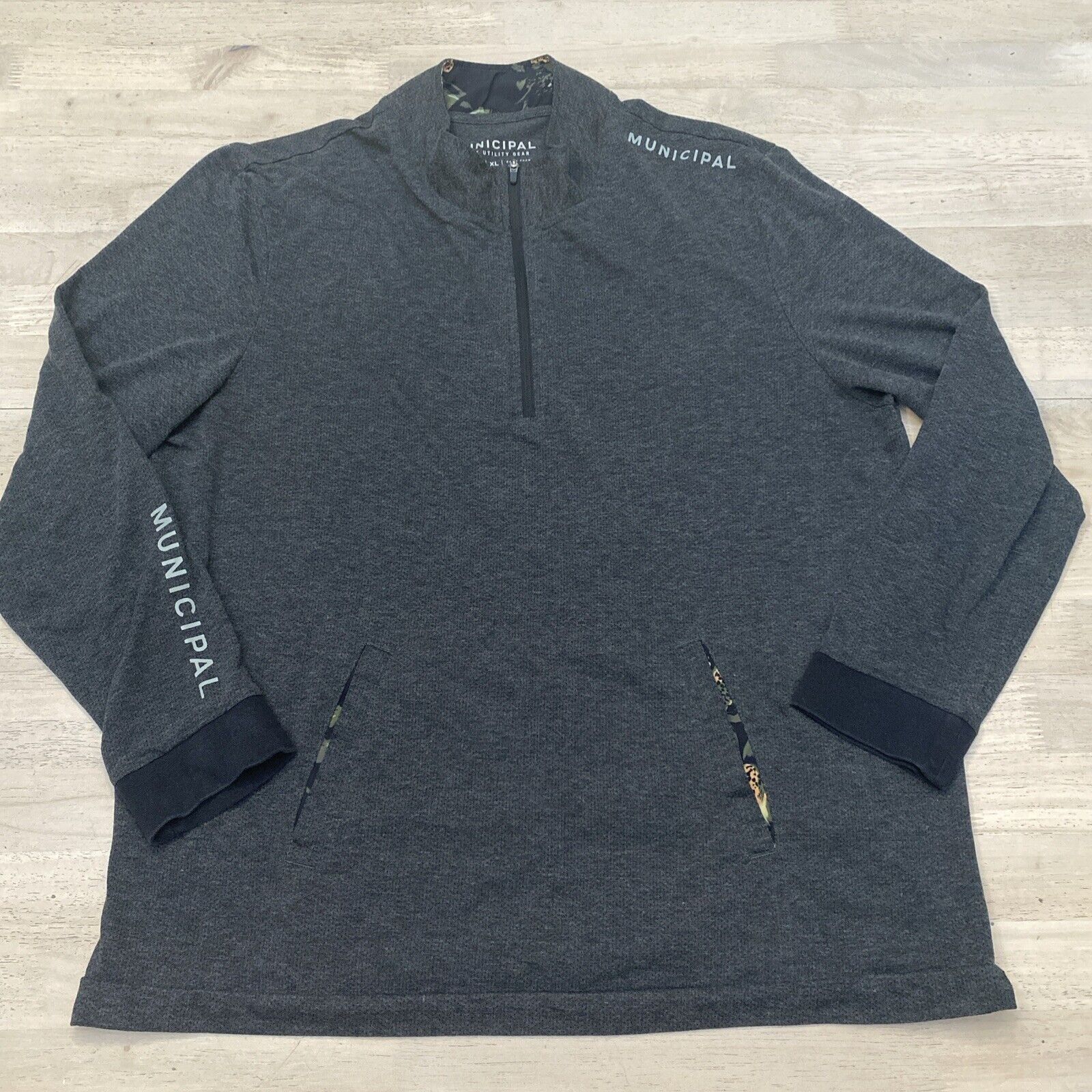 Municipal Sport Utility Gear Mens XL Gray Long Sleeve 1/4 Zip Pullover Sweater
