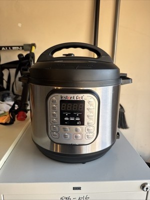 Instant Pot IP-DUO60 V3 6 Qt Electric Pressure Cooker Stainless Steel 1000W