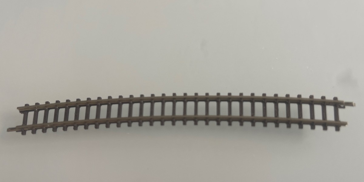 Märklin 8591 Z Scale MiniClub 13° Curved Track Radius 490 mm (1'-1
