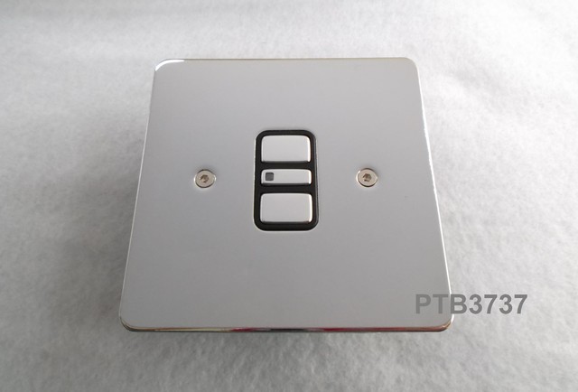 SPECIAL OFFER Flat Plate 1 Gang 2 Way 250W Universal LED dimmer switch