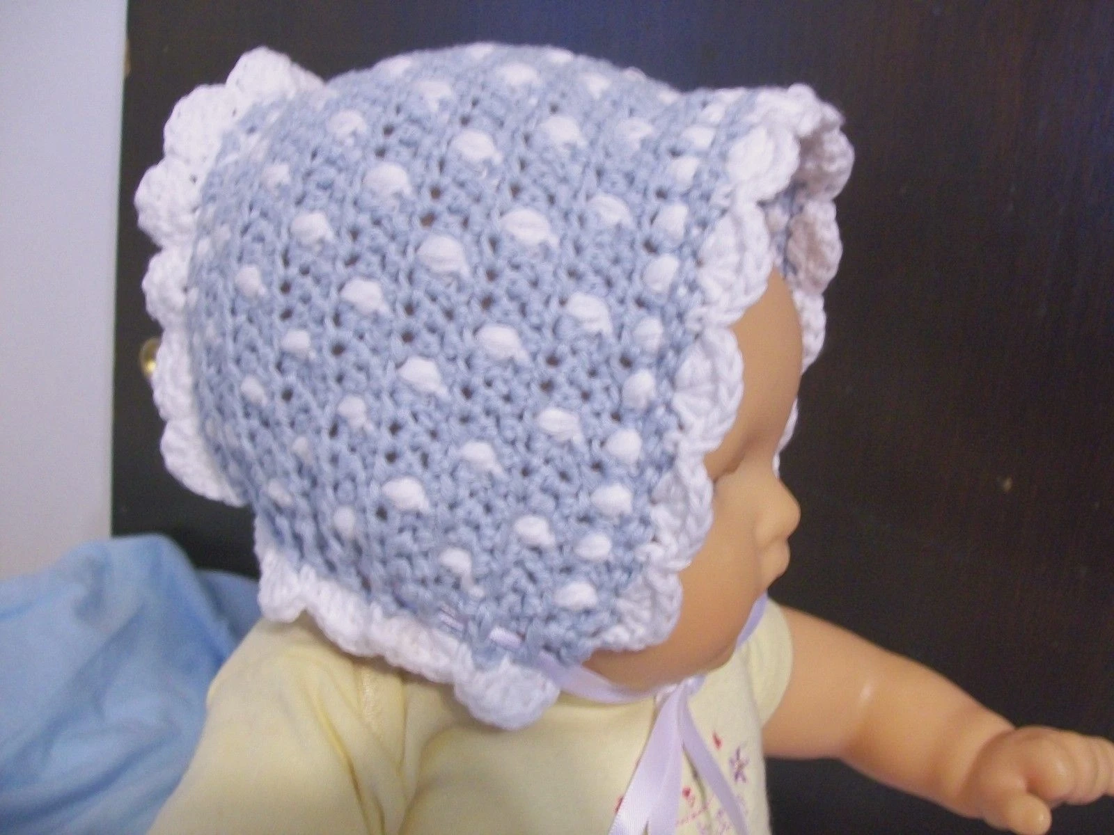 BABY GIRLS Swiss Dot BONNET Hand Crochet lite Blue & White Size 2M to 5 Months