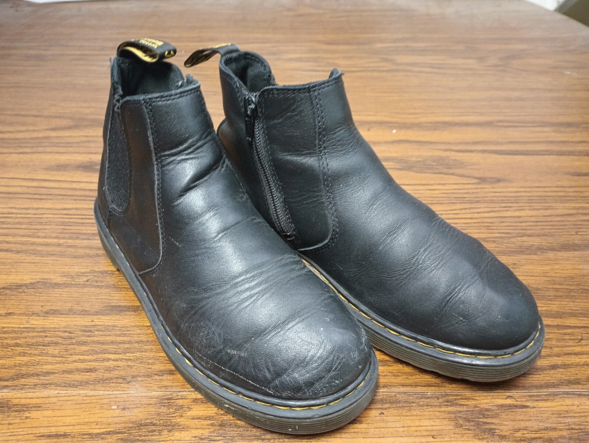 Dr Martens 2976 Y Chelsea Boots Black Soft Leather Women