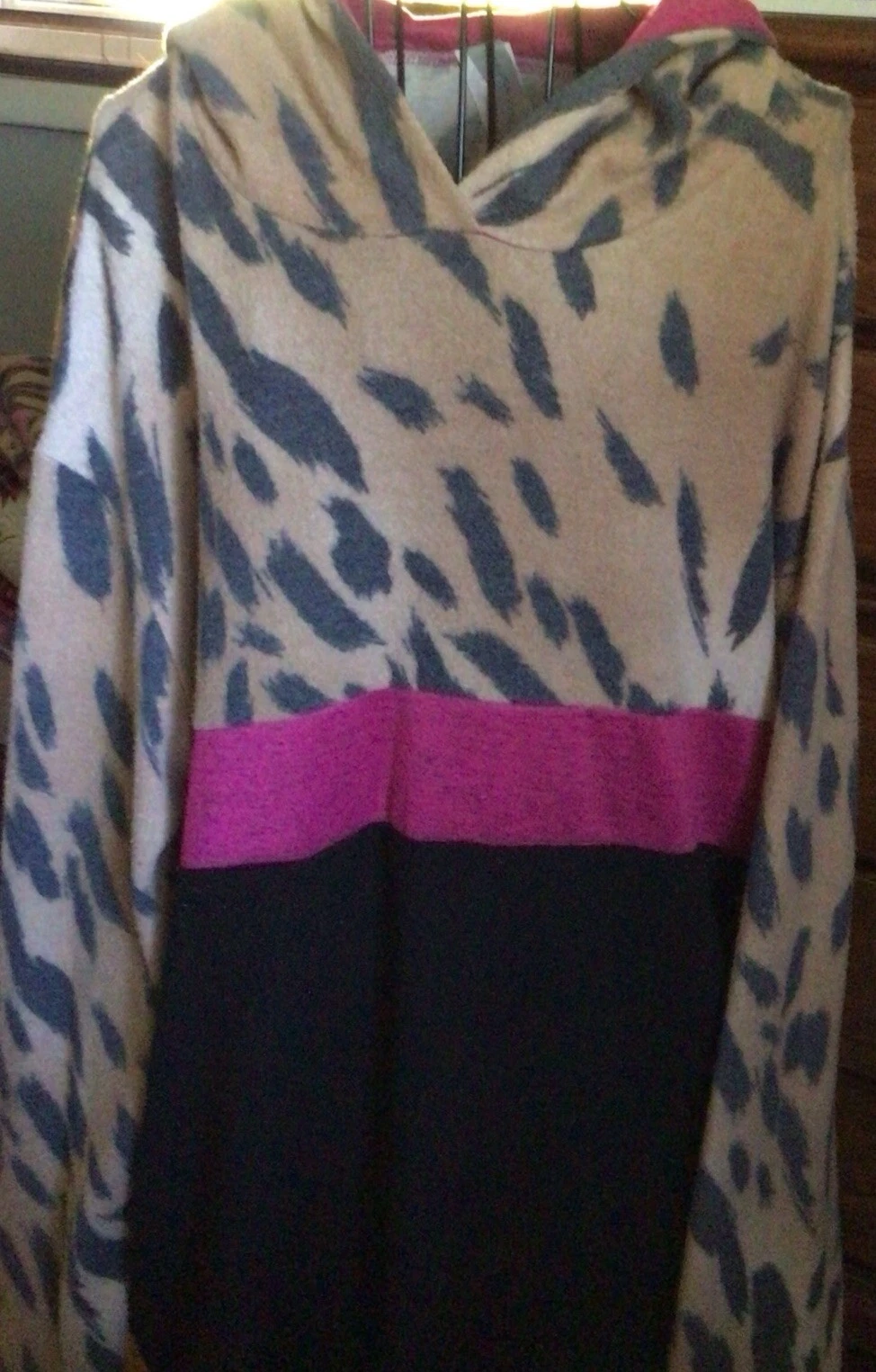 Honeyme Curvy Cheetah Hoodie Size X-LARGE