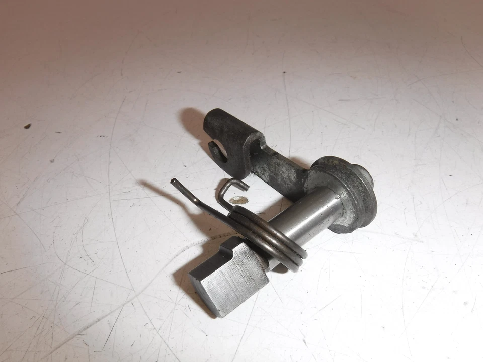 2002 ktm 640 duke 2 ii lc4 CLUTCH ARM ACTUATOR SHAFT SPRING 57532015000 - Image 3 of 4