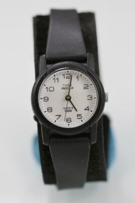 Timex Indiglo Uhr Damen Kunststoff Schwarz Wasserdicht Batterie Weiß Quarz