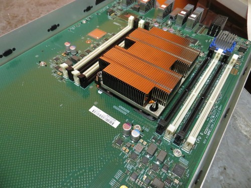 Uszkodzony kontroler HPE Primera 630 N9Z55-63008 srebrny 4114T CPU 0RAM AS-IS - Zdjęcie 3 z 7