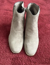 Women's Knee High Boots Size 5 Sun+stone