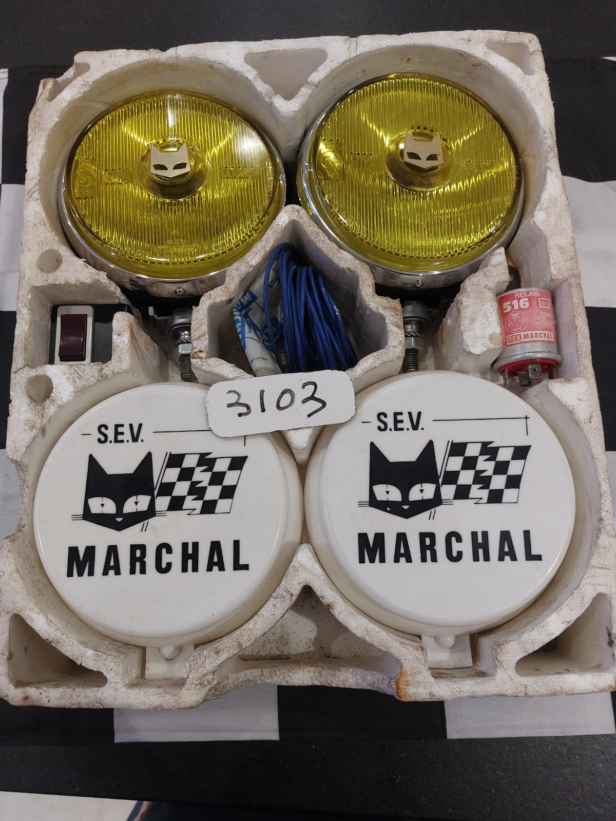 Kit antibrouillard SEV MARCHAL 810 boîte NOS d'origine pour Alfa GTV et Ford Escort