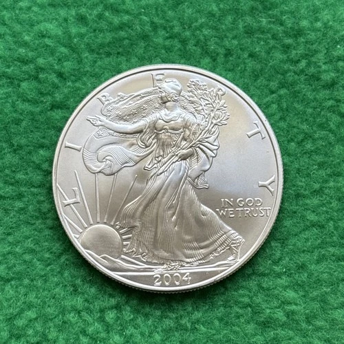 2004 American Silver Eagle - BU - 1 oz .999 Fine Silver!