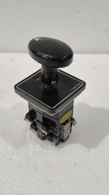 YongSung C3205 Cam Switch Handle Rating Ac 220v 10A max 600v NEW c3205