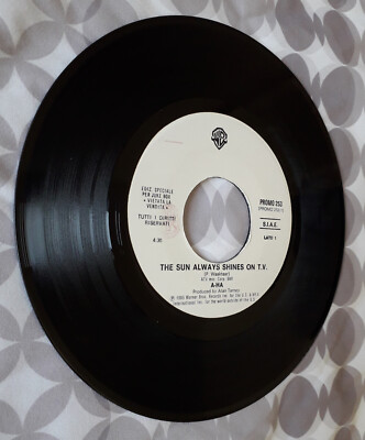 THE SUN ALWAYS SHINES ON T.V. / HOLDING BACK THE YEARS-A-HA, SIMPLY RED - 45 GIRI