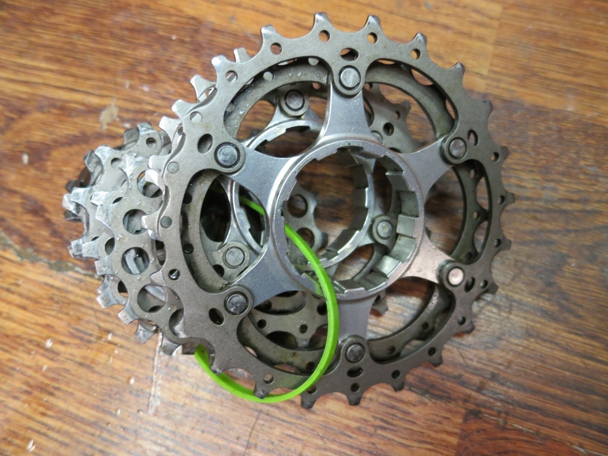 SHIMANO DURA ACE CS-7700 11-23 9 SPEED RACING CASSETTE W