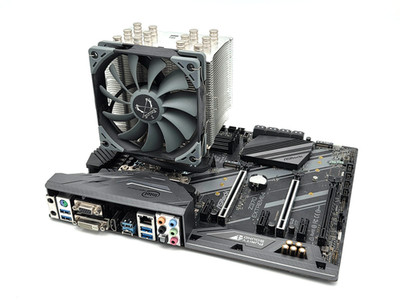Bundle: ASRock Z370 Extreme4 Mainboard + Intel Core i7-8700K Prozessor + Kühler
