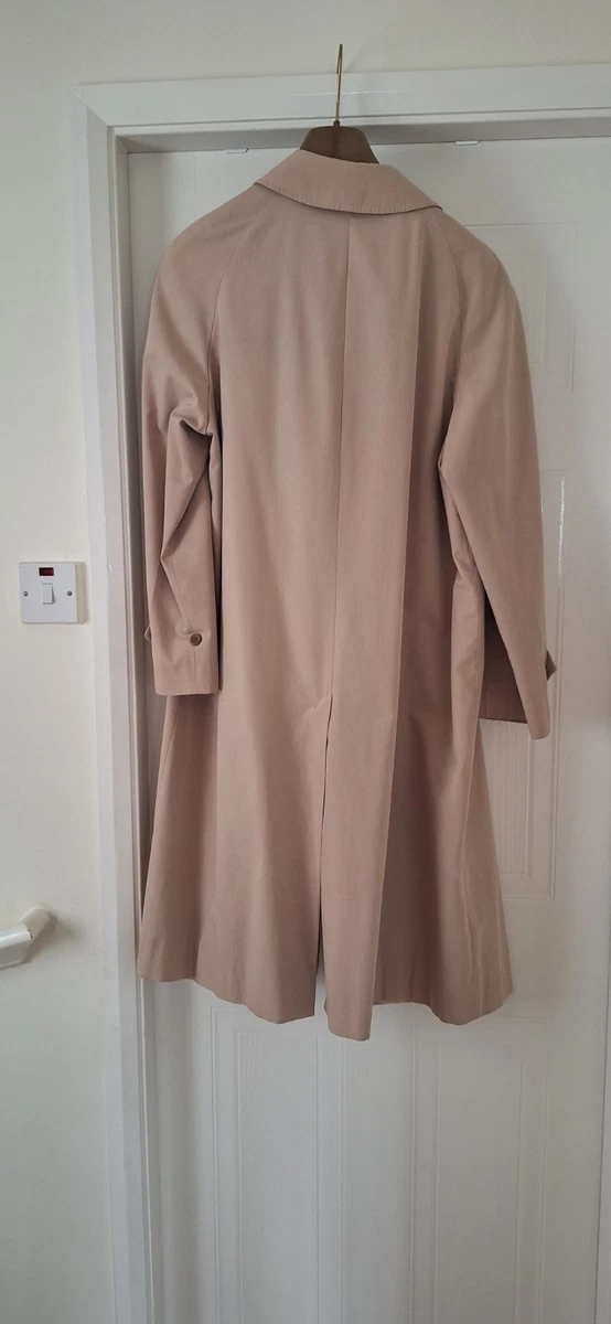 Abrigo de lluvia para mujer Burberrys’ beige largo con botones forrado frontal de sarga de algodón 16/18